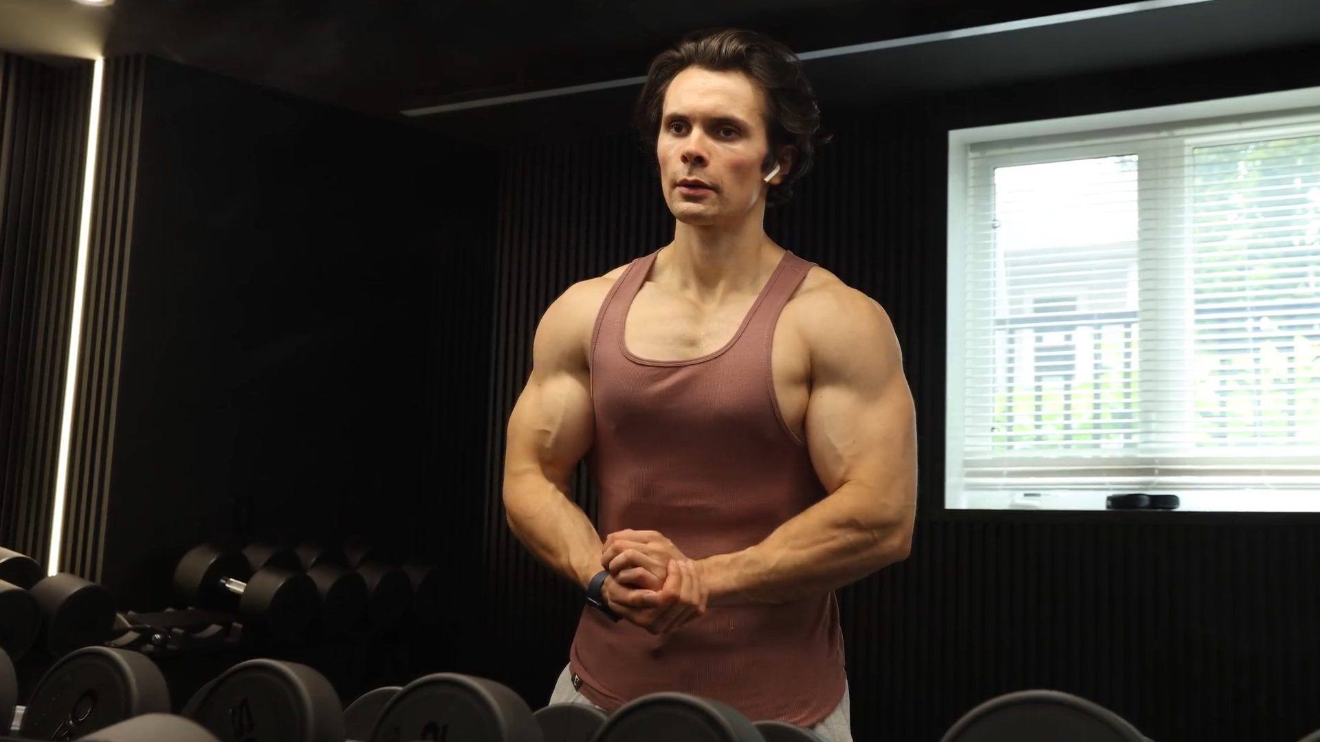 Will Tennyson tests muscle building methods for one week