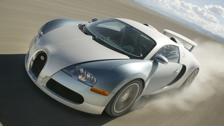 7 cars and trucks that have some of the worst MPG ratings ever