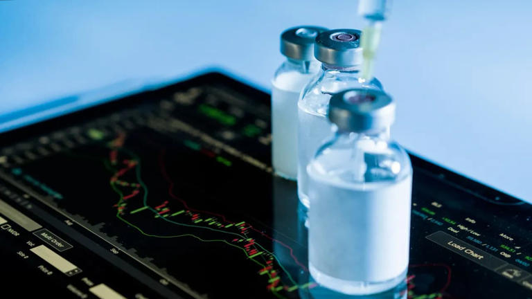 Stocktwits Pharma Pulse: Big pharma earnings, cancer updates and 2 FDA ...