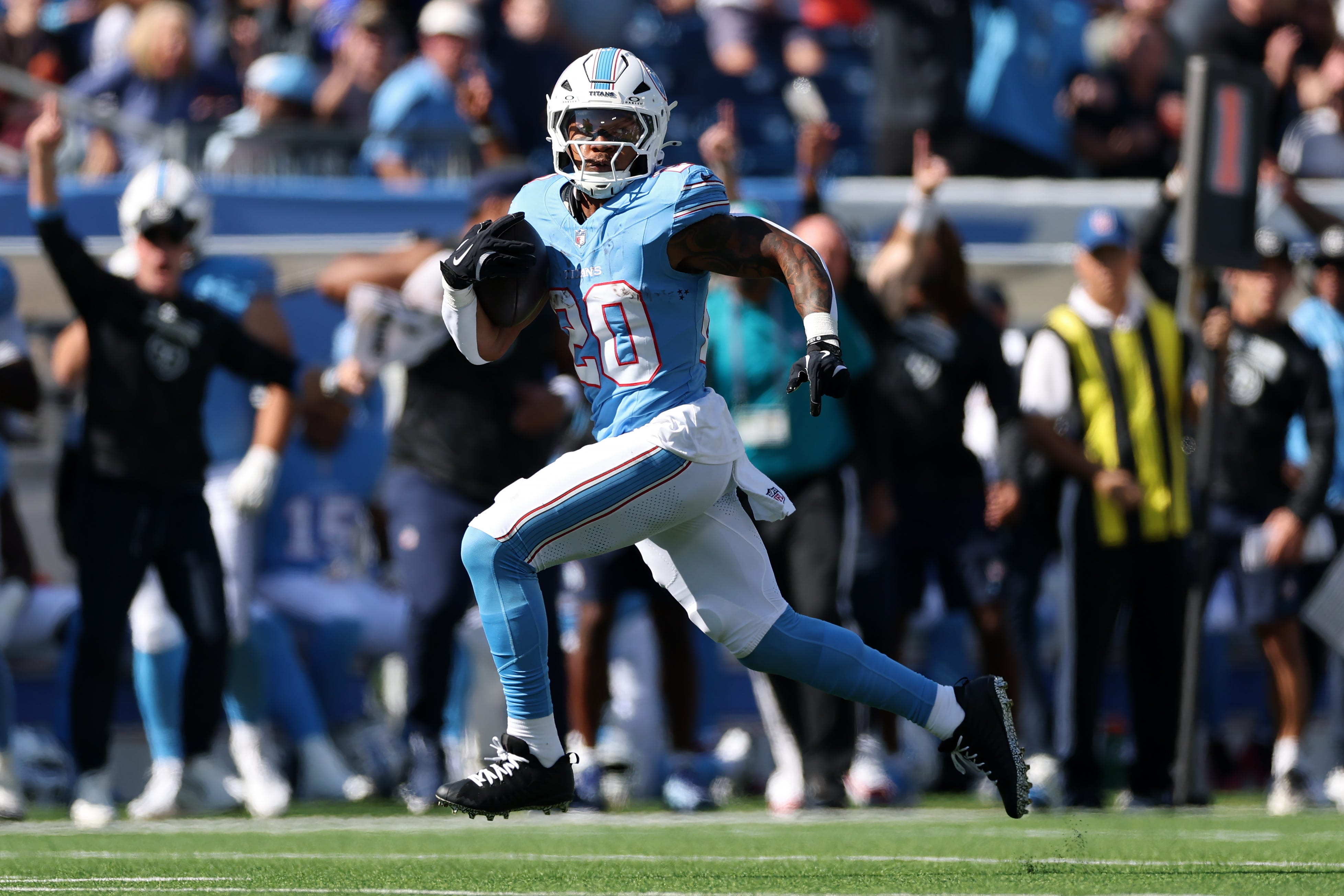 Tony Pollard runs for 129 yards, three TDs in Week 7 vs. Browns