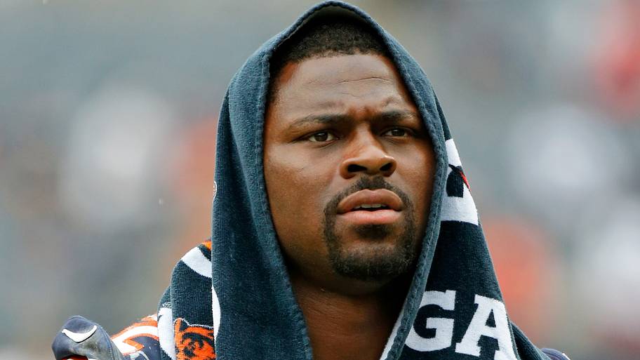 Adam Schefter hints a Bears, Khalil Mack trade is already in the works