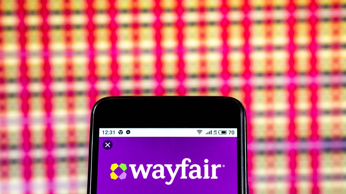 Wayfair is selling a $410 area rug that's easy to clean for 61% off