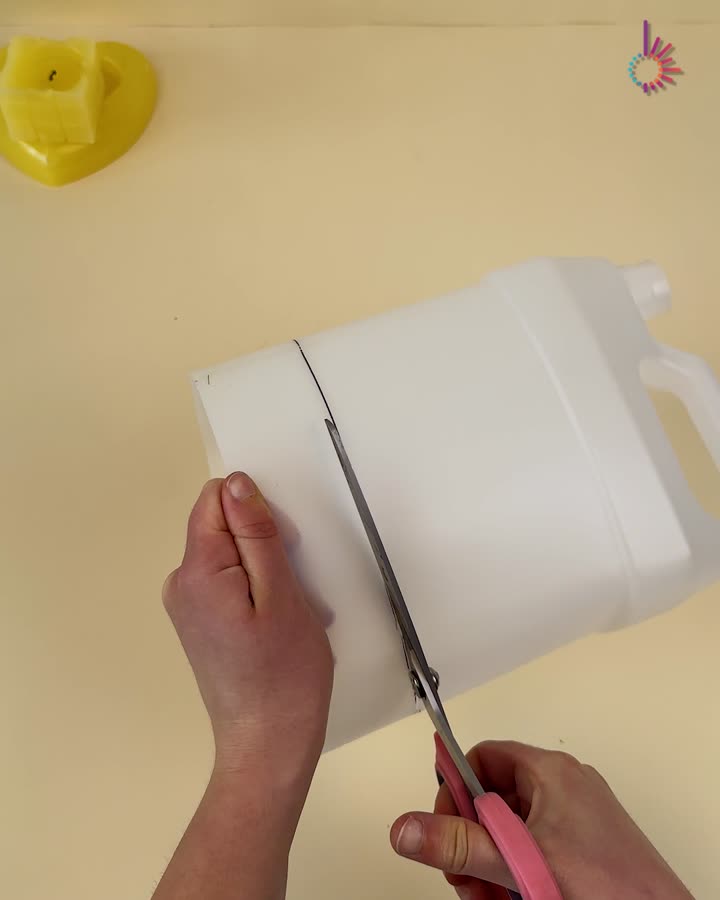 Make your basket sparkle with this DIY look