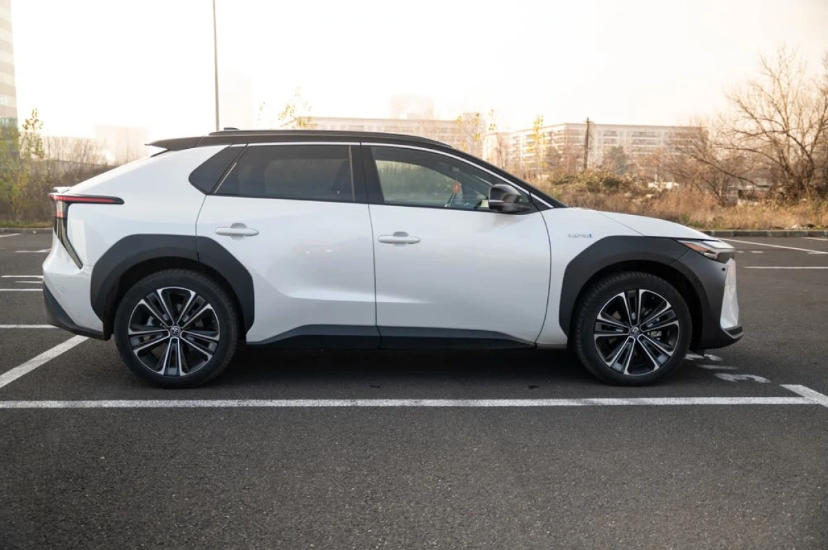 20 most reliable cars for high-mileage drivers