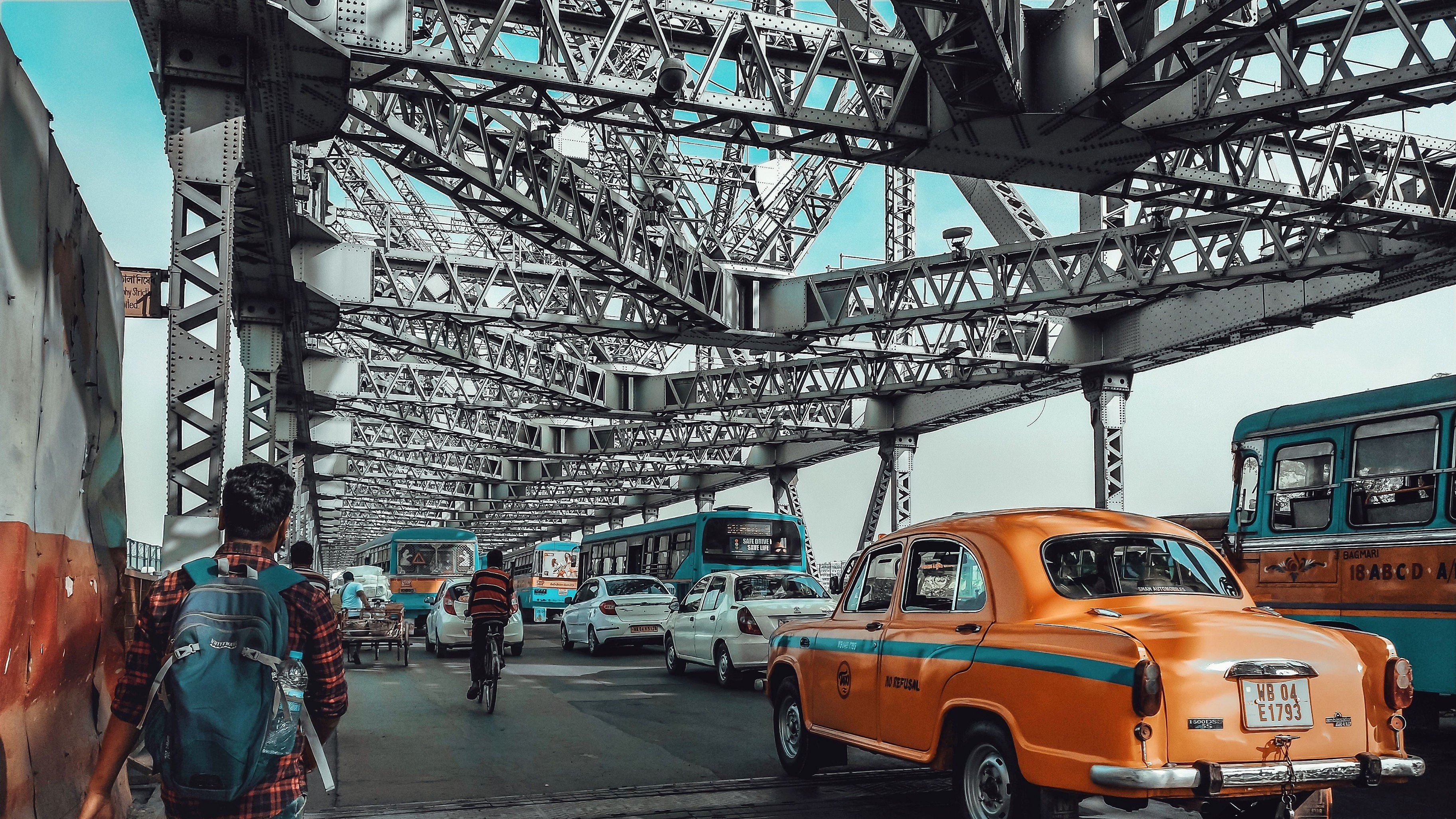 Famous bridges around the world: 6 iconic landmarks worth knowing