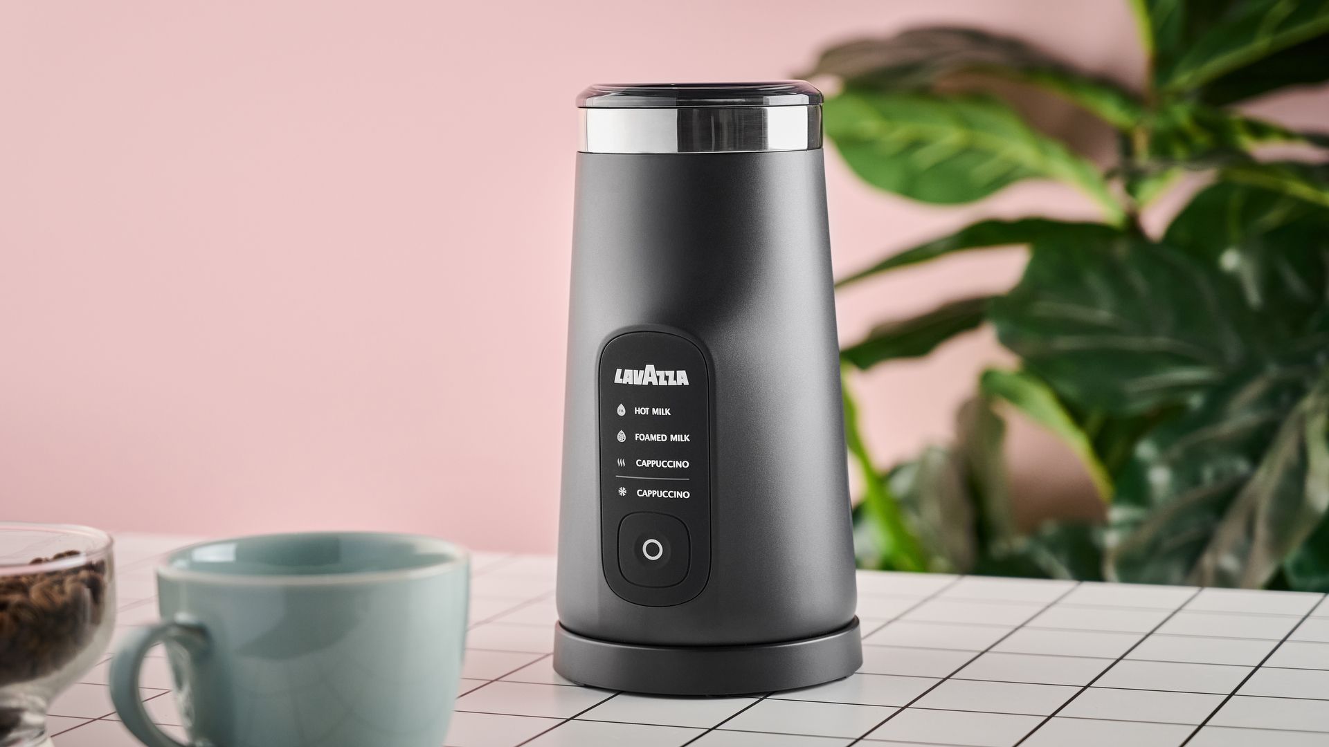 Lavazza MilkEasy Plus review: affordable frothing made easy