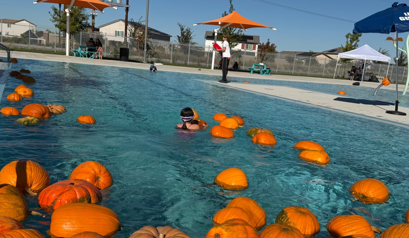 City of Woodland hosts annual floating pumpkin patch event