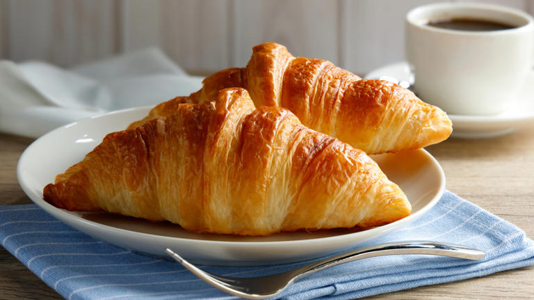 Forget cones — if you have ice cream bars and croissants, try this ...