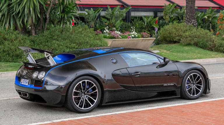 The Bugatti Veyron Super Sport prototype's power increase exploded the ...