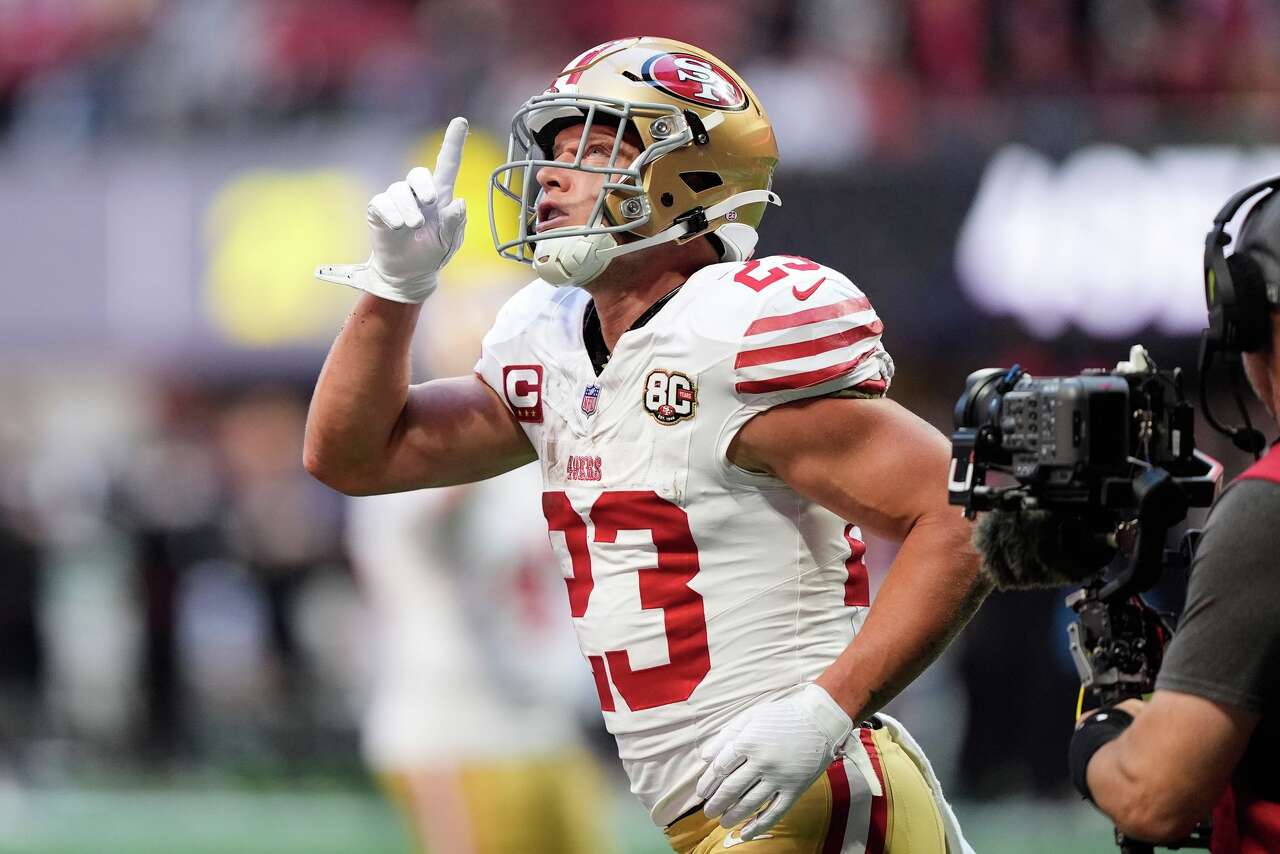 49ers' Christian McCaffrey struggles after return, raising concern about his status