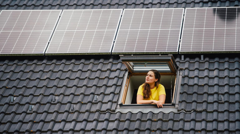 Can solar panels replace a home generator? Here's what you need to know