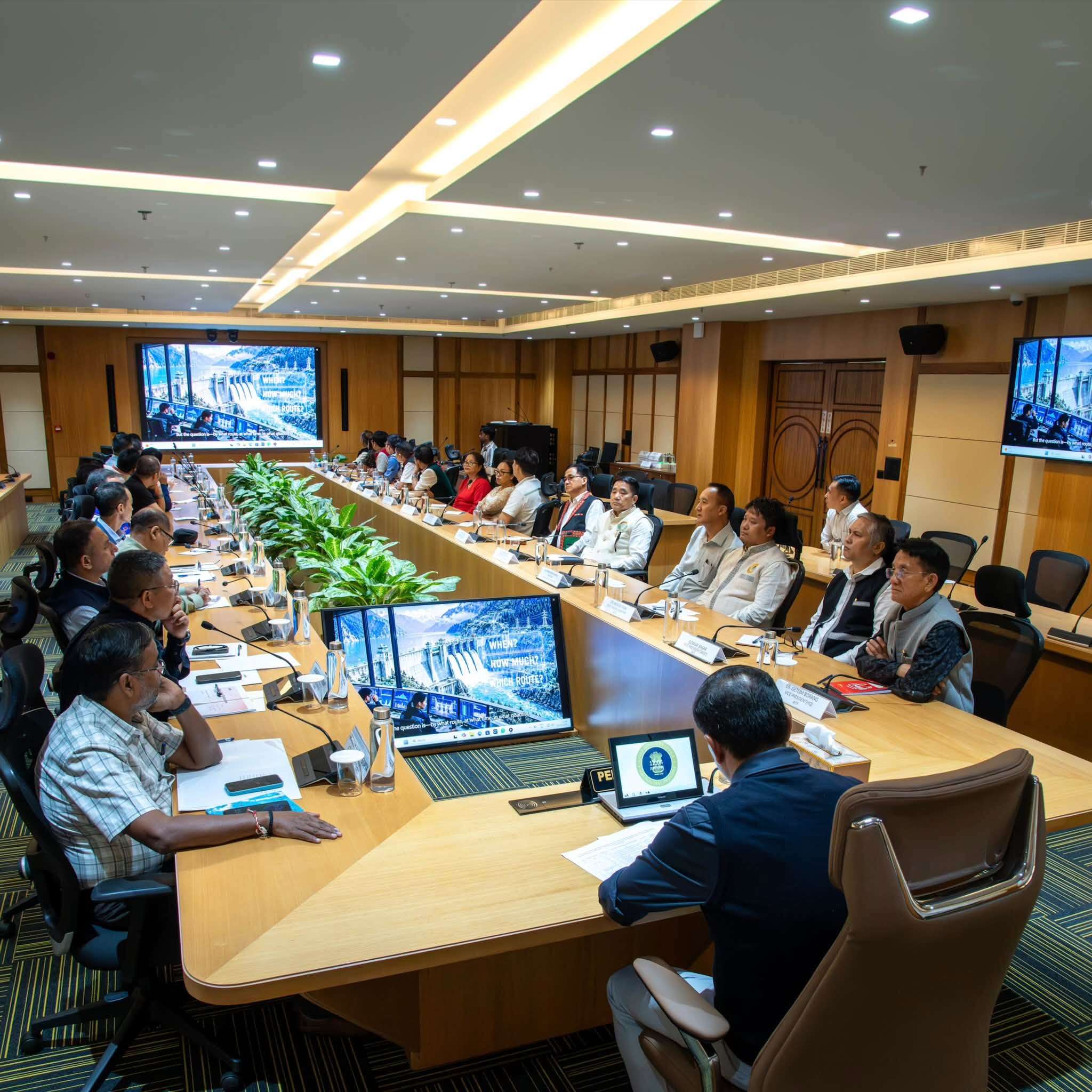 Khandu meets legislators, civil groups over Siang project amid stir ...