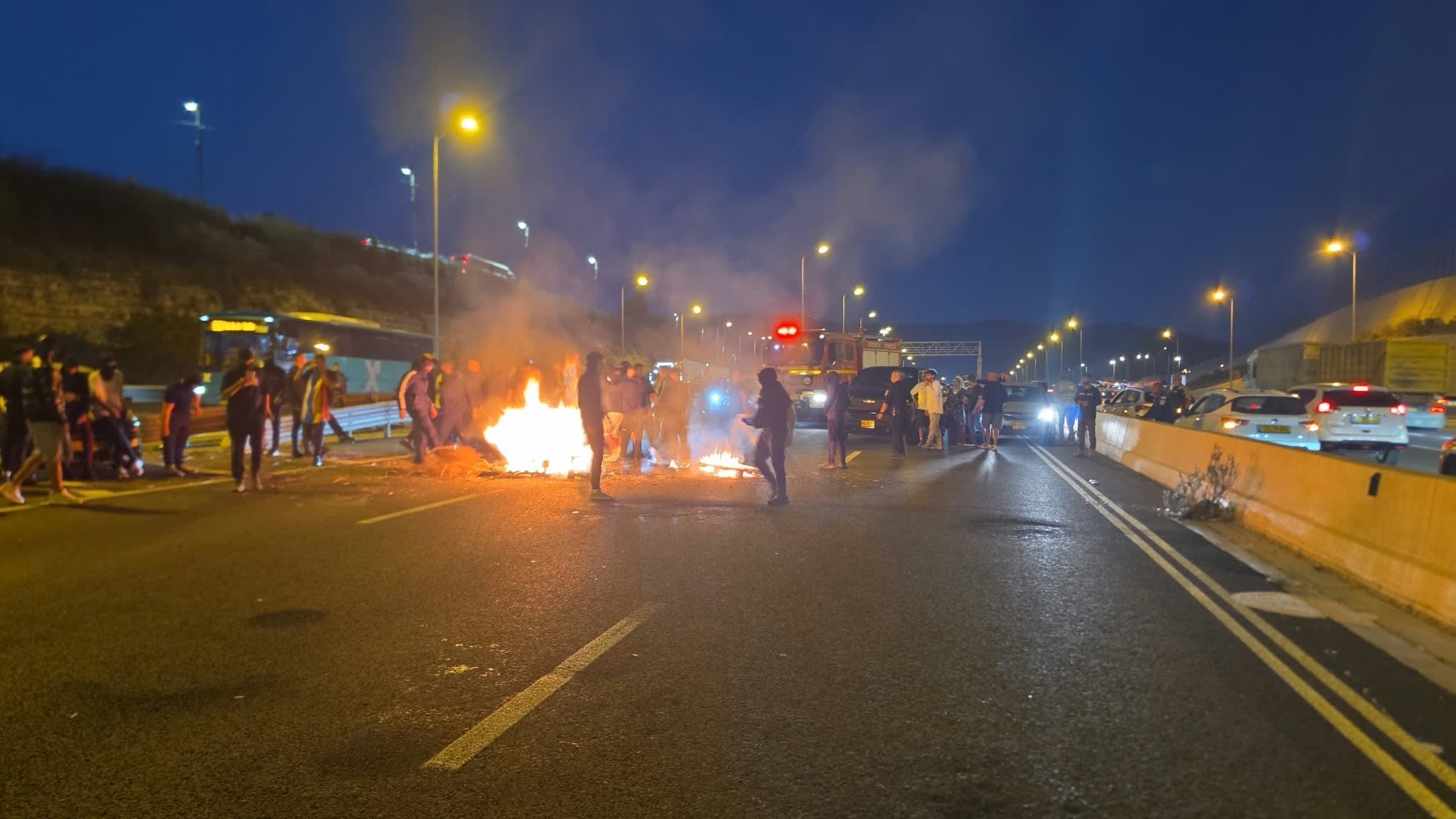 Burning tires, halted traffic: Druze protesters block Route 6 days ...
