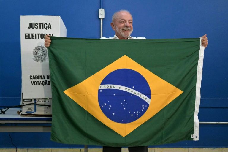 Lula, Bolsonaro in virtual tie halfway through Brazil vote count