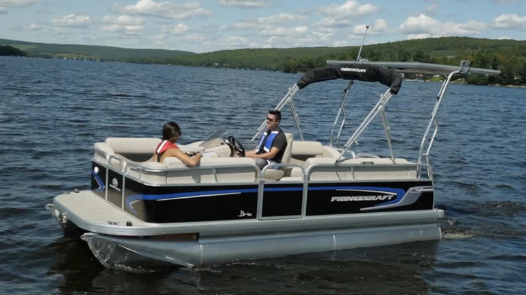 10 best pontoon boats for a retiree, ranked by affordability