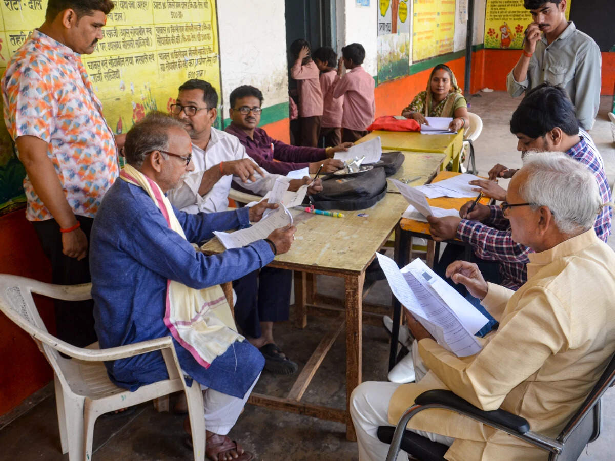 'Trade secrets': What powers SIR's voter-roll checks? EC declines to ...