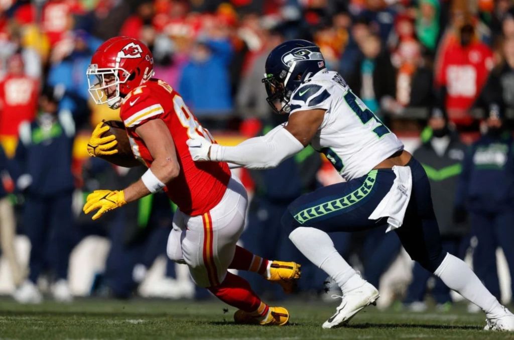 'Sunday Night Football' 2026-27: How to watch Chiefs vs. Seahawks free