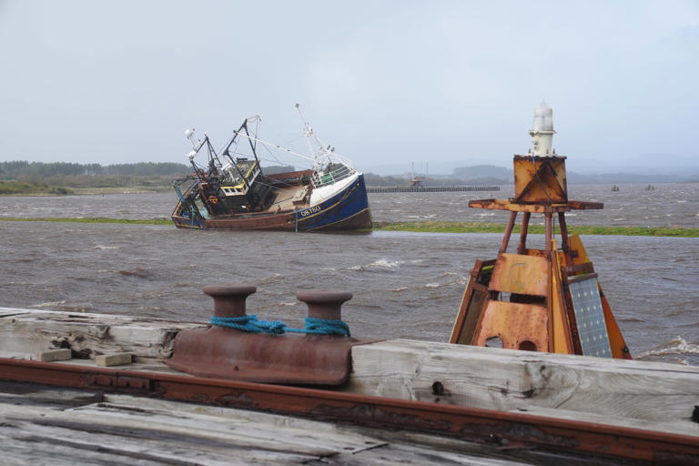 Recovery under way after storms kill man and cut power to 800,000 ...