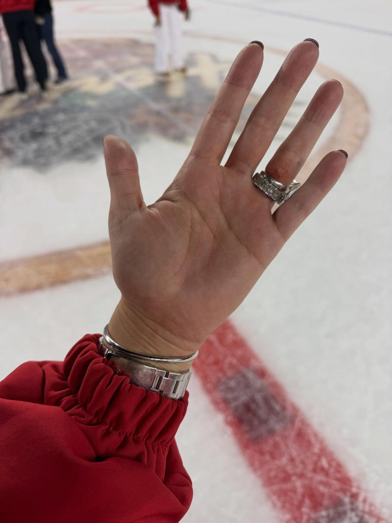 The wife of this Habs star gives us a behind-the-scenes look in 8 ...
