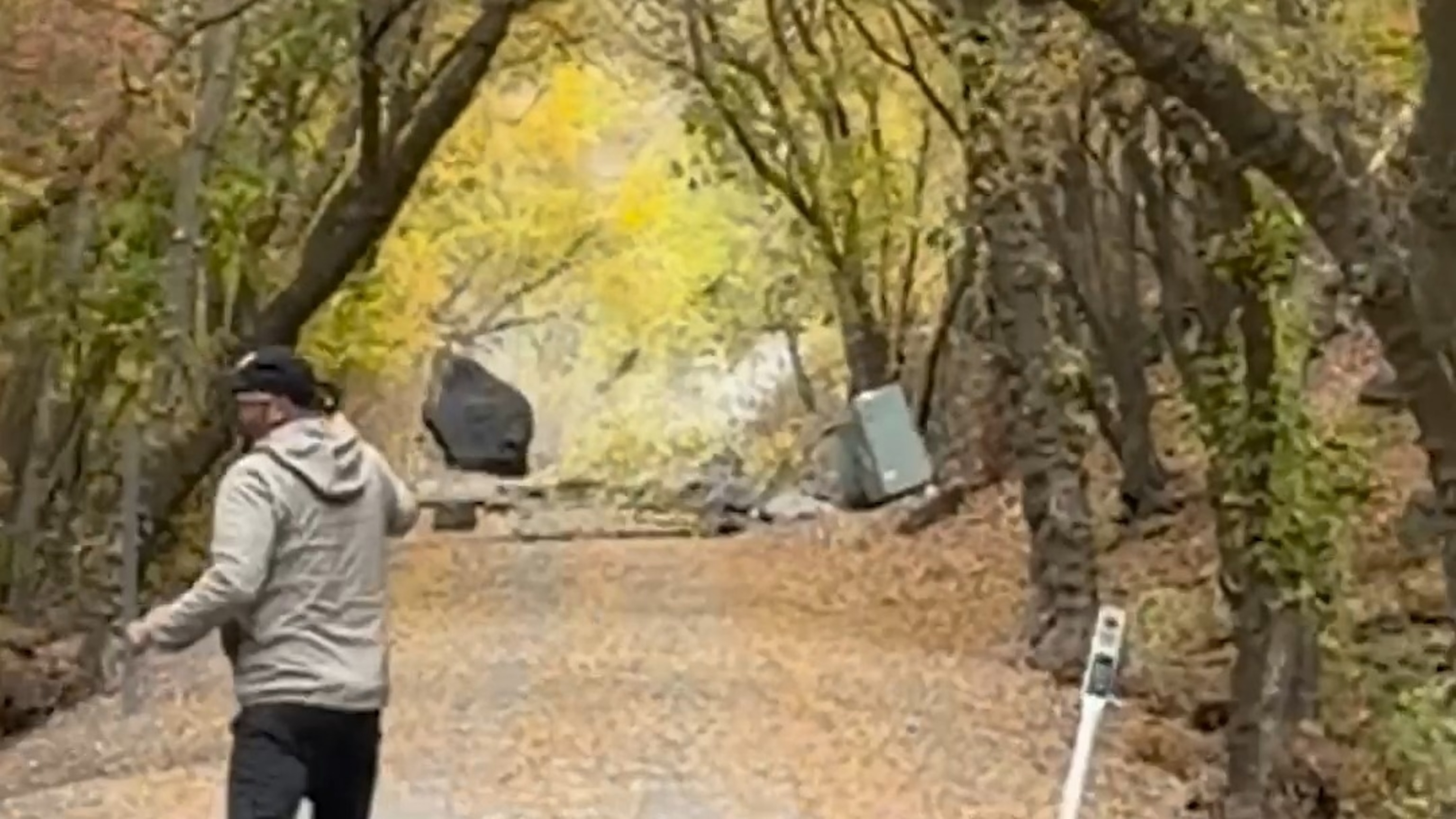 Rockslide closes Utah hiking trail