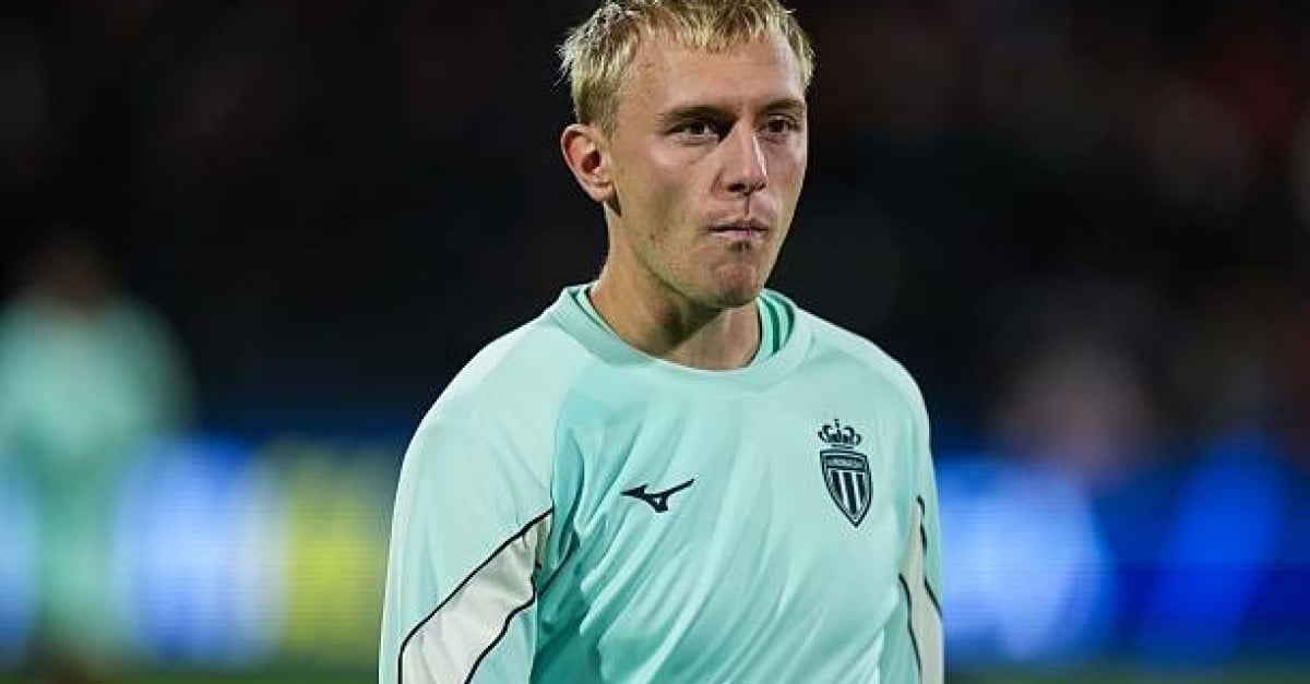 Mercato Monaco : la Juventus et le PSV prêts à relancer Mika Biereth en ...