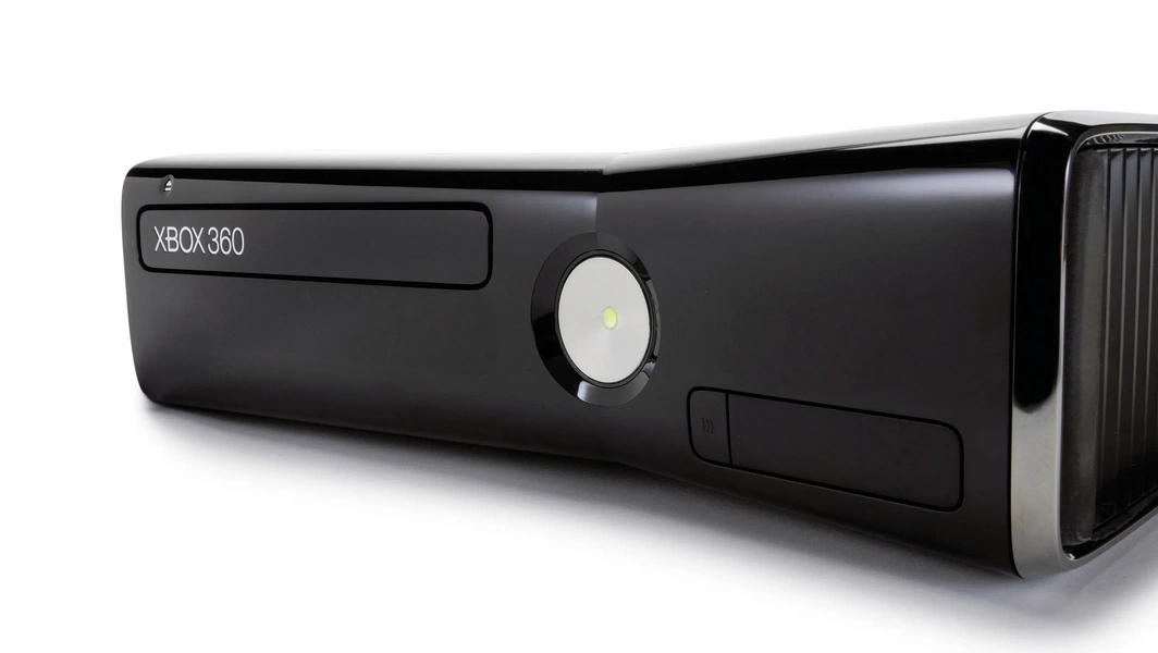 8 Xbox Consoles Ranked from Original to Series