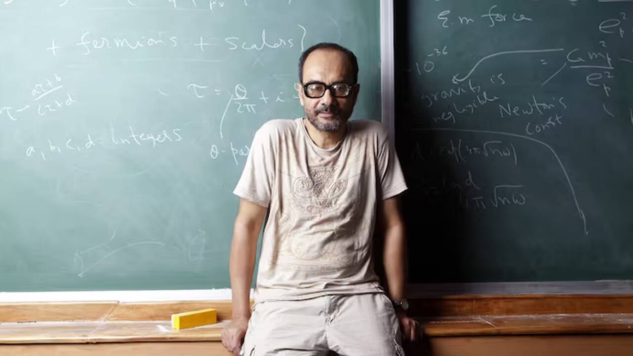 Ashoke Sen wins Oskar Klein Medal: Who is the Indian physicist breaking ...