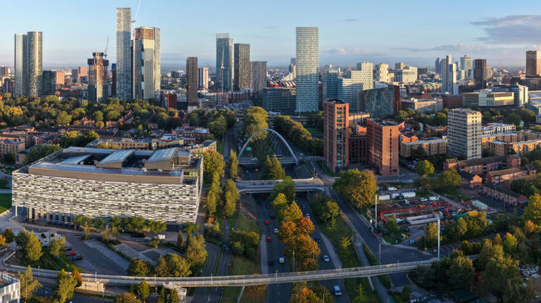 The 10 most charming cities to visit from Manchester, England's scenic ...