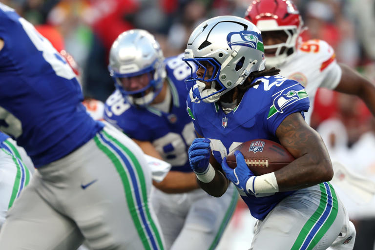 Seahawks run game outclasses Kenneth Walker in huge Week 7 win