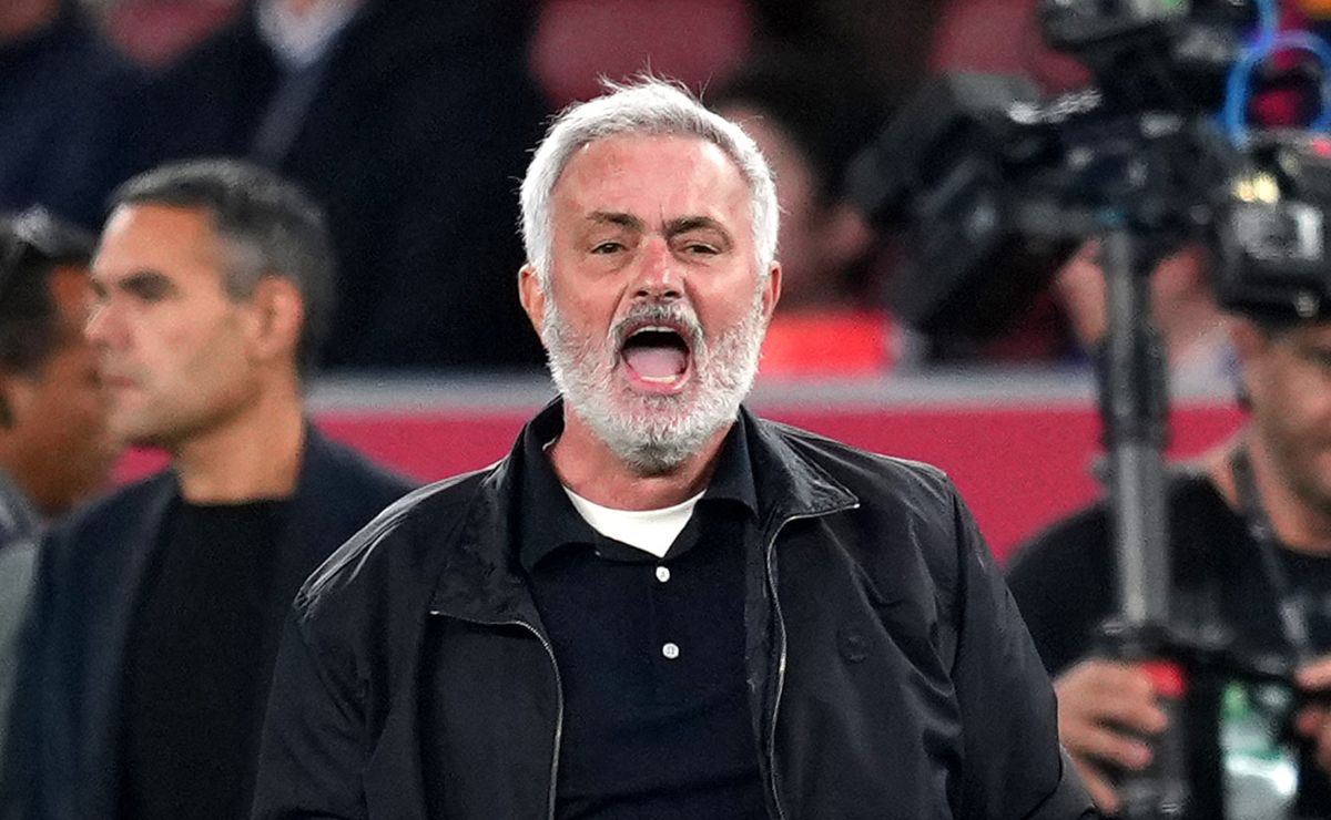 Real Madrid coach Jose Mourinho downplays defeating Barcelona: 'We must ...