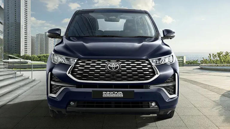 Toyota Innova Hycross facelift 2027: Expected launch date, price ...