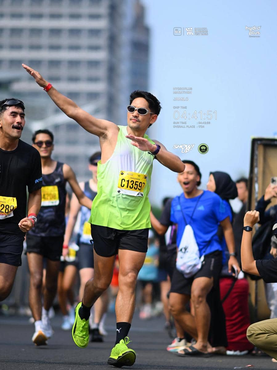 7 gaya seleb di Jakarta Running Festival 2026, sporty dan stylish!
