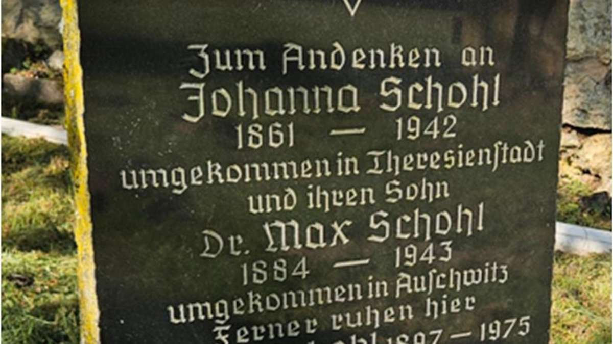 1938 fast alle Grabsteine zerschlagen: Führung über jüdischen Friedhof ...