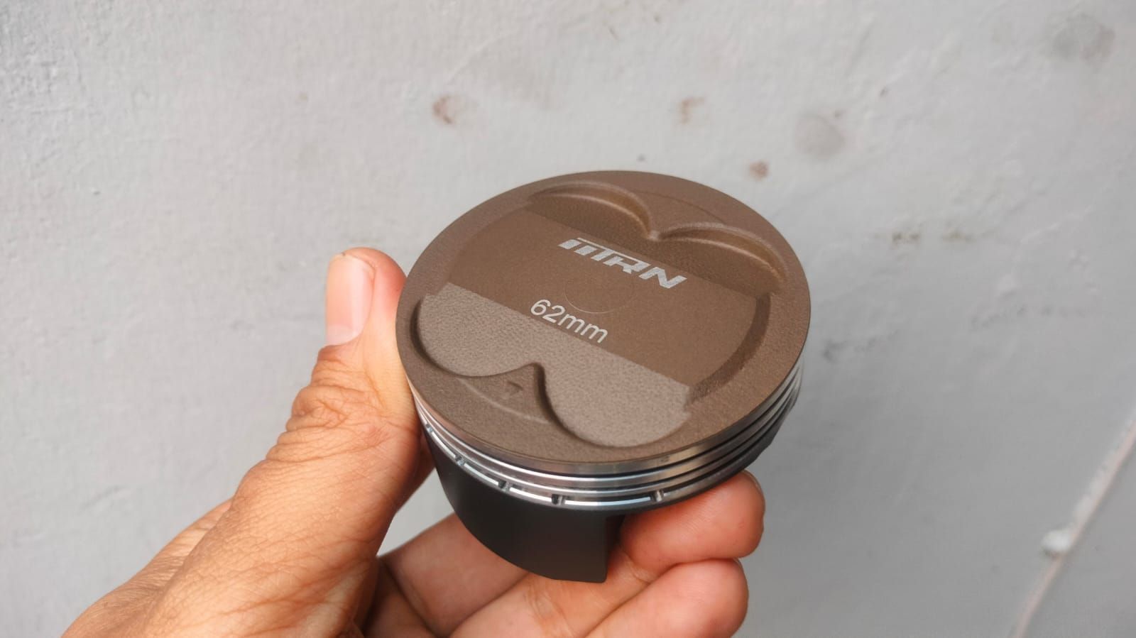 Mulai banyak ditawarkan, ini fungsi lapisan coating di kepala piston