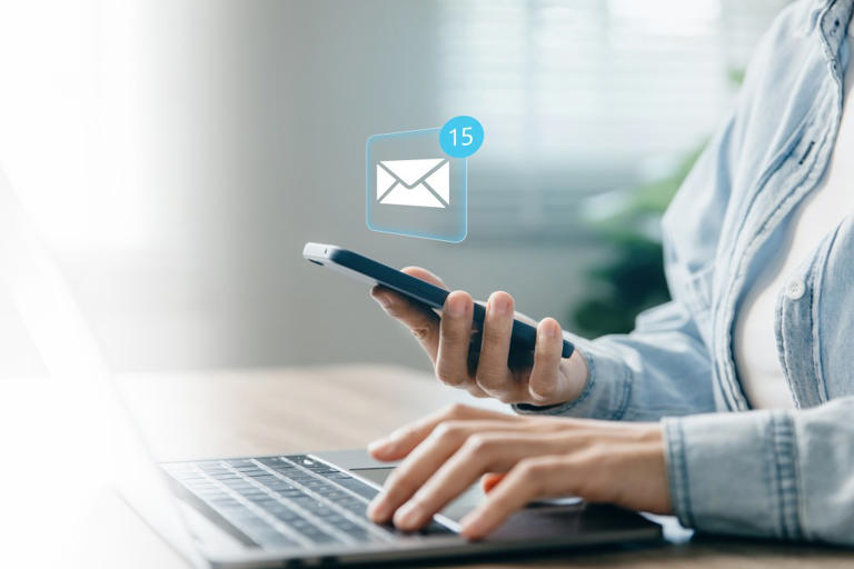 Americans fed up with all the constant campaign texting — and it could ...