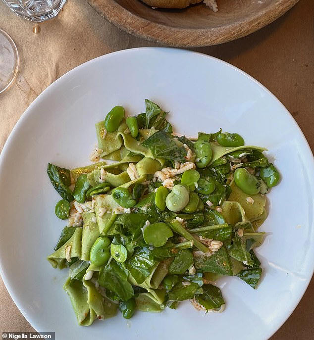 Food icon Nigella Lawson raves about meal during whirlwind visit to ...