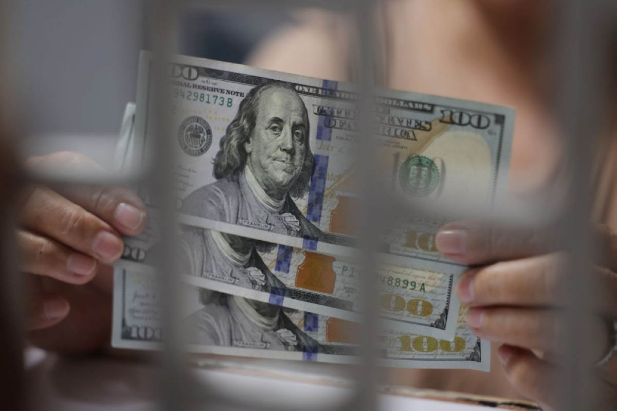 Weak peso a ‘bitter pill’ economy needs – analyst