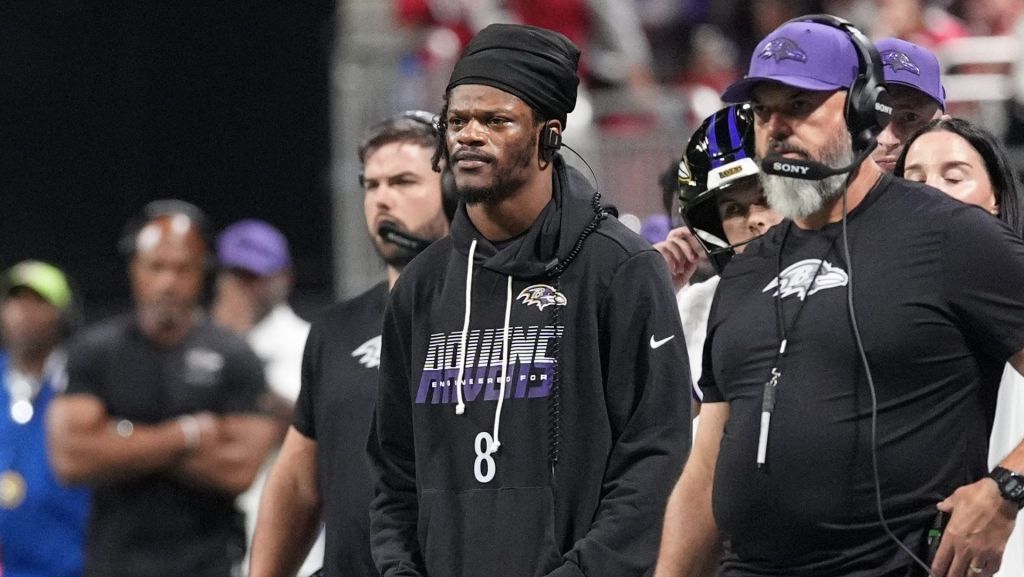 Lamar Jackson standoff looms over Ravens as team treads water