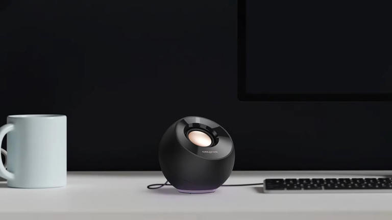 12 fun USB-C gadgets for your home office desk