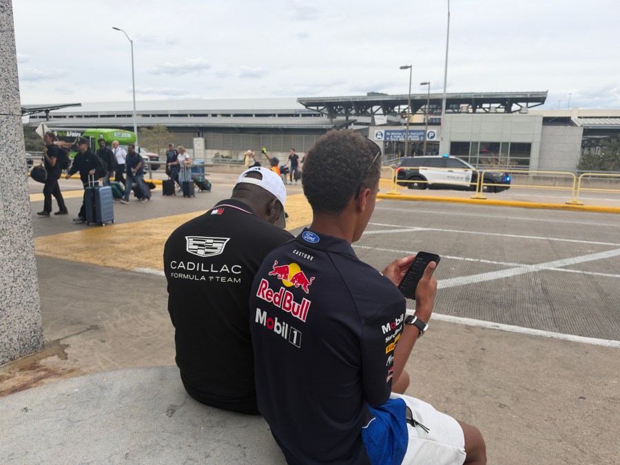 After 'biggest weekend ever' in Austin, airport bracing for busiest day