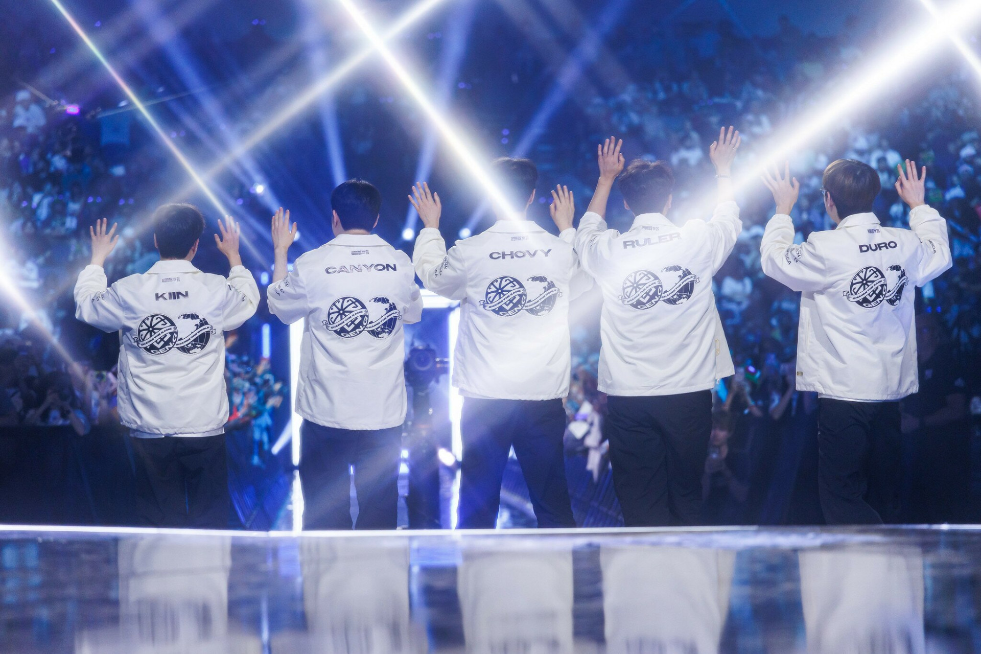 Gen.G reaches 3 wins as well! Beats LYON 2-1 to advance to quarterfinals