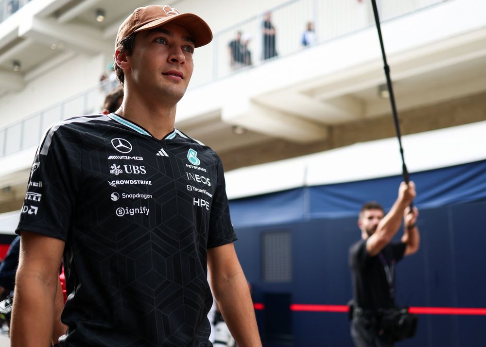 George Russell's Mercedes F1 future discussed amid Kimi Antonelli's success