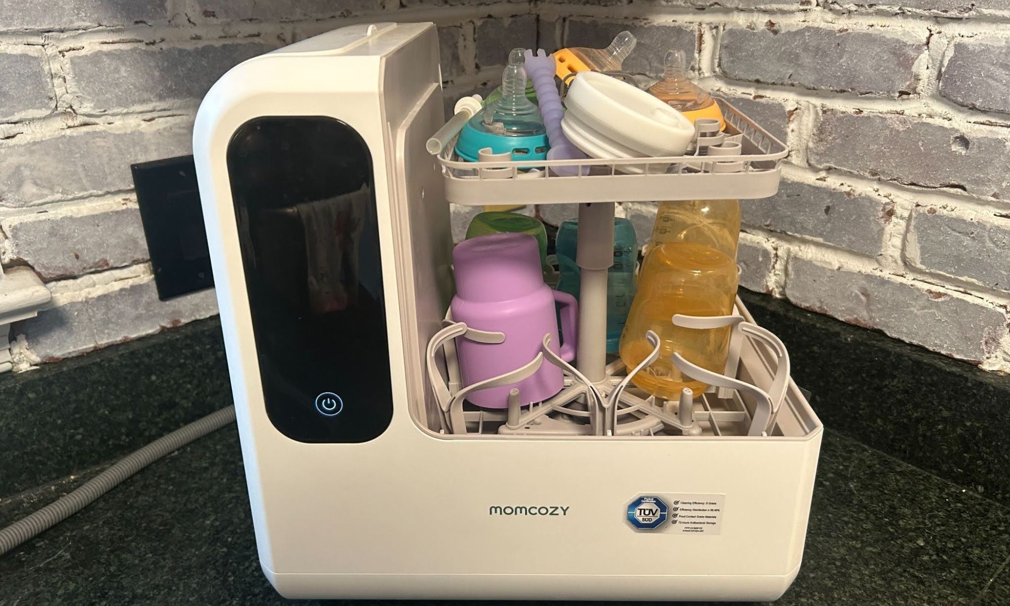 Momcozy D8 review: I handed my twins’ bottles to a machine, and the ...