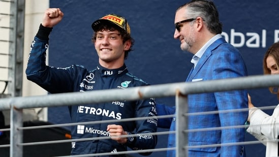 Ted Cruz booed at F1's Austin Grand Prix while presenting Kimi ...