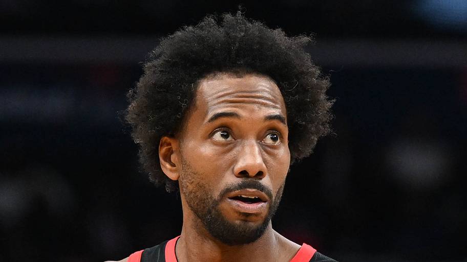 Will Kawhi Leonard play vs. Timberwolves? Raptors star pops up on ...