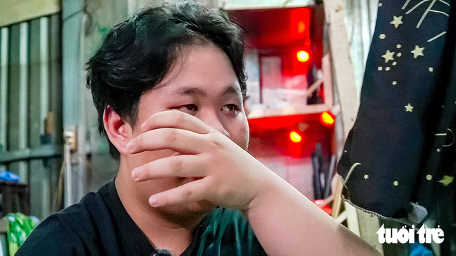 Mất cả cha mẹ vì ung thư và dịch COVID-19, nam sinh vào đại học từ tình thương của BV Chợ Rẫy