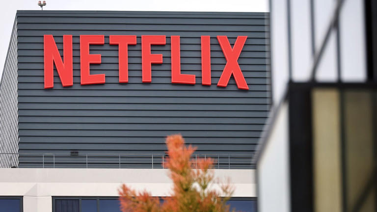 Netflix shares plunge 6% after $300 million ad forecast cut, just days ...