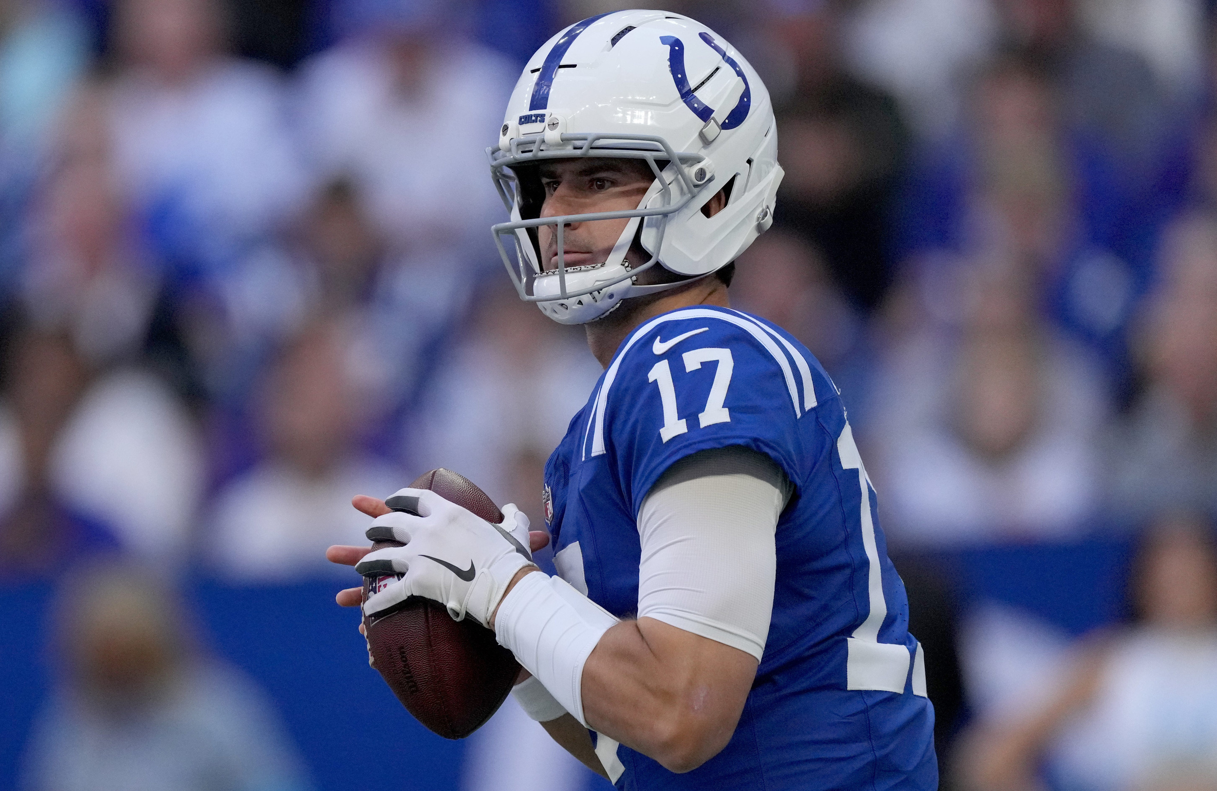 Colts not considering benching QB Daniel Jones