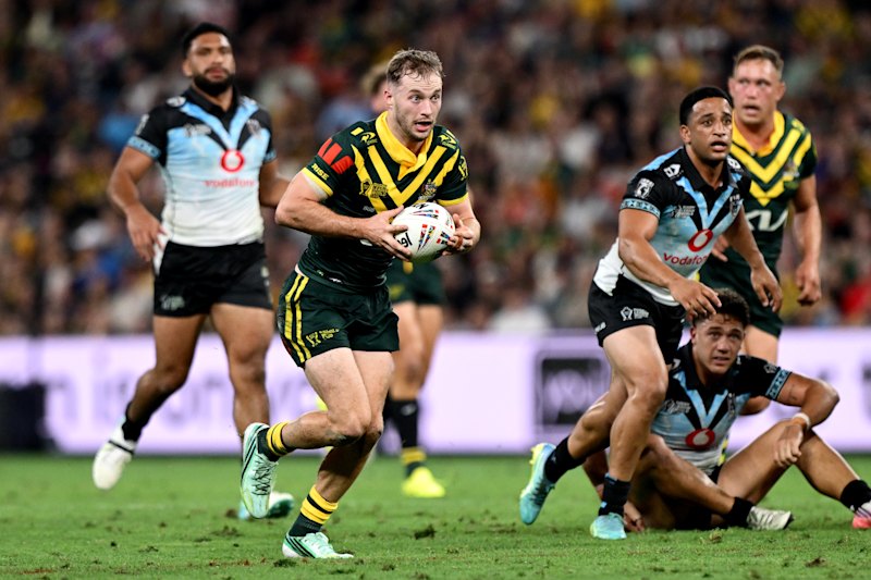 Bombshell as Roosters pull contract offer for Walker