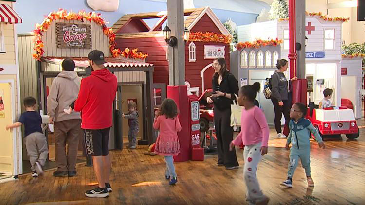Lancaster County health experts teach families about keeping homes safe ...
